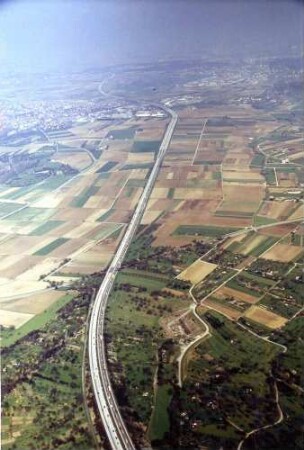 Trassierung mit Blick vom Nordportal des Engelbergtunnels in Richtung Heilbronn