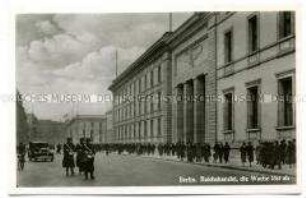 Wachablösung vor der Reichskanzlei