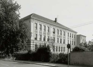Grund- und Mittelschule