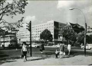 Ansicht aus Berlin, Unter den Linden