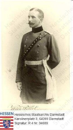 Ploennies, Maximilian v. (1863-1914) / Porträt in Uniform, stehend, Kniestück