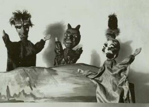 Eine teuflische Gesellschaft : Handpuppenspiel des 'Dresdner Kasperle' Oswald Hempel