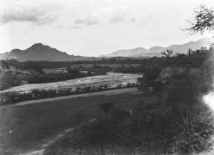 Flusseinschnitt (Bolivienreisen Schmieder 1924-1925)