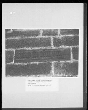 Inschriftstein: 'anno m cccccviii'