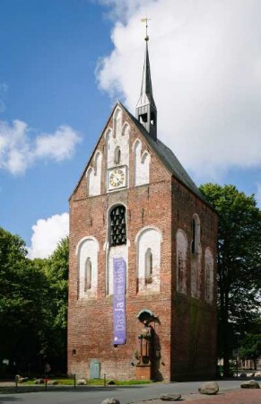Deutschland. Niedersachsen. Norden. Freistehender Glockenturm der evangelischen Ludgerikirche