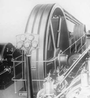 Stahlbandantrieb einer Verbunddampfmaschine : Technikgeschichte | Maschinenbau | Maschinenelemente | Transmissionen, Getriebe