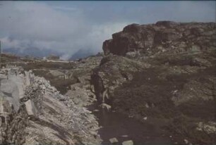 Reisefotos Norwegen. Felslandschaft mit Holzhaus