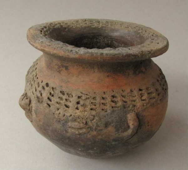 Clay vessel