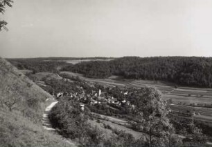 Jena-Ziegenhain, Ansicht des Stadtteils mit Kirche