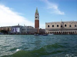 Venedig: Campanile von San Marco, Dogenpalast/Palazzo Ducale und Libreria Marciana