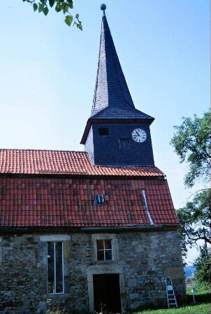 Teilansicht der Kirche von Nord; Dachreiter