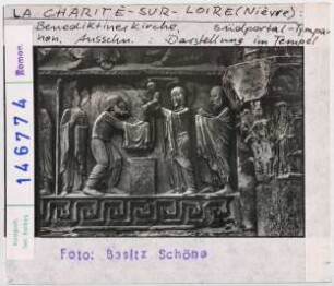 La-Charité-sur-Loire: Abteikirche, Südportal, Tympanon, Darstellung im Tempel
