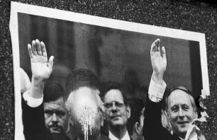 Altes Wahlplakat von 1990, Honecker und Lafontaine