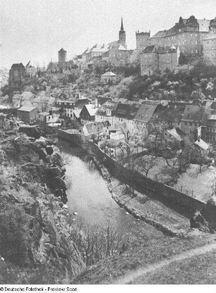 Bautzen. Stadtteilansicht. Blick vom Protzschenberg über die Spree nach Südosten gegen den Stadtteil Unterm Schloss und die Ortenburg