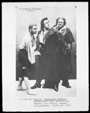 Berlin, Deutsches Theater, Schumannstraße 13a, Aufführung, Räuber, mit Hartau, Beregi und Diegelmann