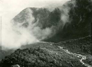 Collanes-Tal mit Cerro Altar