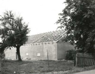 Niederlichtenau-Merzdorf. Vierseithof Nummer 39. Wirtschaftsgebäude im Rohbau