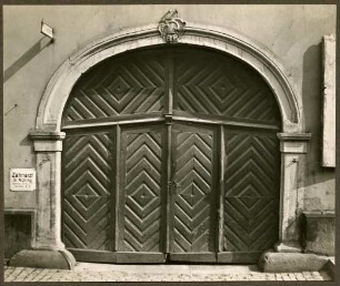 Tor mit Schlußstein