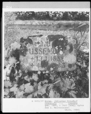 Grabstein von Ussenow (gestorben 1943)