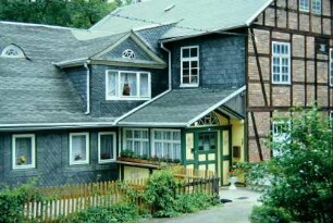 Gebäude der früheren Mühle am Westrand des Dorfes
