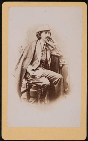 Porträt Terwitz, ? (nachgewiesen 1859-um 1868; Schauspieler o. Tänzer). Albuminabzug auf Karton (Carte-de-visite mit Atelieraufdruck verso)