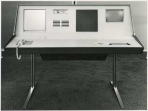 Pohlschröder Programmierter Arbeitstisch "PAT 80" von Willy Herold