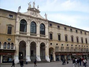 Vicenza: Palazzo Monte di Pietà