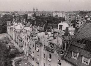 Zerstörungen Zweiter Weltkrieg. Weinbrennerstraße