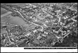 Pirna, Stadtteilansicht mit einer Straße mit Serpentine von Nordosten