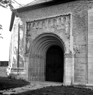 Katholische Kapelle Sankt Sigismund — Portal