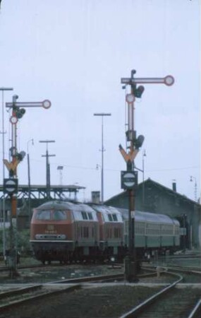 Crailsheim Lok 218 239 Lok 218 210 D UIC-X-Wagen