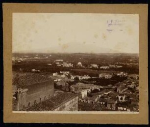 Catania: Blick vom Stadtrand auf den Ätna