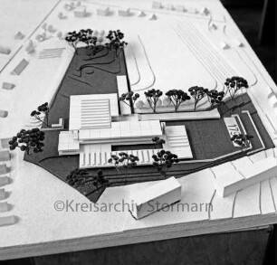 Architekturmodell für die Kreisberufsschule Bad Oldesloe von Peter Esau und Johannes Griesenberg