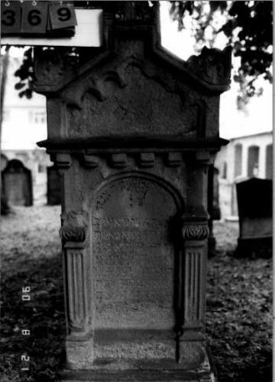Grabstein 369