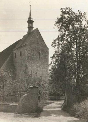 Jahna-Pulsitz, Kirche : Blick von Nordwesten