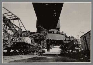 Eimerkettenbagger im Tagebau Zwenkau
