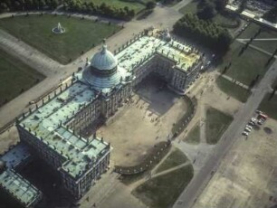 Luftbild Neues Palais in Potsdam