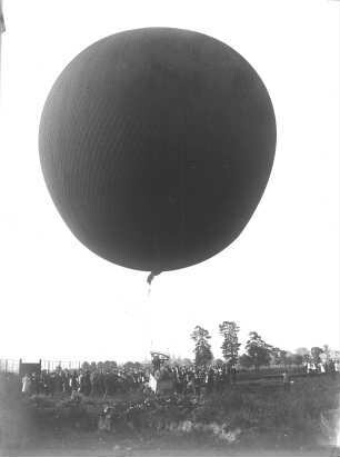 Der Ballon wird abgewogen