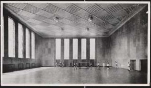 Reichssportfeld (Olympia-Stadion), Berlin: Haus des Deutschen Sports, Turnhaus, Innenansicht der Turnhalle