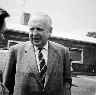 Wulfsdorf: Max-Planck-Institut für Kulturpflanzenzüchtung: Direktor Reinhold von Sengbusch