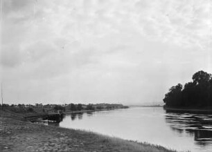 Elblandschaft : Elbe bei Dresden-Pillnitz