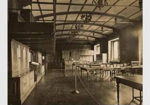 Studiensaal des Kupferstichkabinetts, Abteilung älterer Kunst im Roten Saal des Neuen Museums