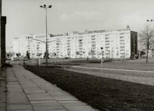 Dresden-Altstadt, Steinstraße 5, 3 und 1. Wohnhäuser (um 1965). Blick über die St. Petersburger Straße