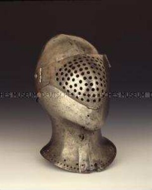 Geschlossener Helm, sog. Bicoque