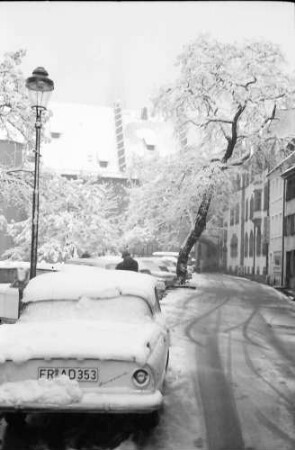 Freiburg: Turmstraße, verschneit