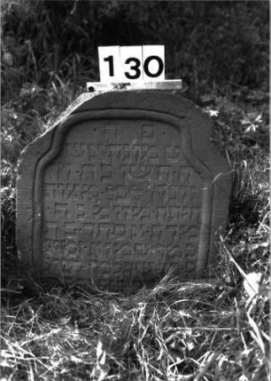 Grabstein 130