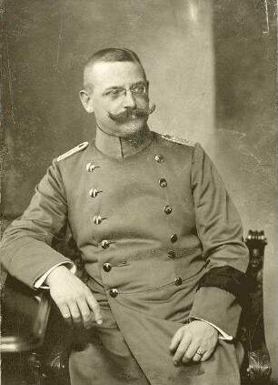 Radecke, Walther, Dr.; Generaloberarzt, geboren am 22.09.1872 in Berlin
