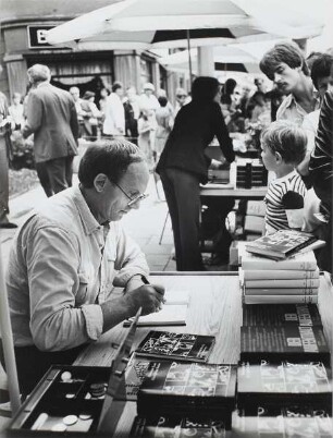 Hermann Kant : Aufnahme anlässlich der 19. Arbeiterfestspiele der DDR 1982 im Bezirk Neubrandenburg