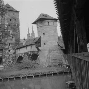Nürnberg. Henkersteg, Blick über die Pegnitz, im Hintergrund St. Sebald