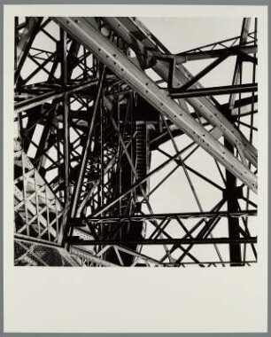 Stahlkonstruktion der Loschwitzer Brücke (Blaues Wunder), Dresden